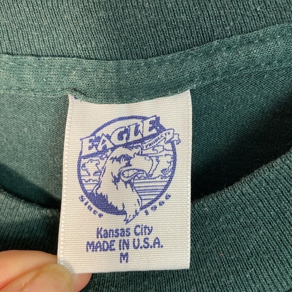 Vintage Green Wolf Graphic T-Shirt Single Stitch made in USA Medium Eagle Tag - Picture 3 of 7